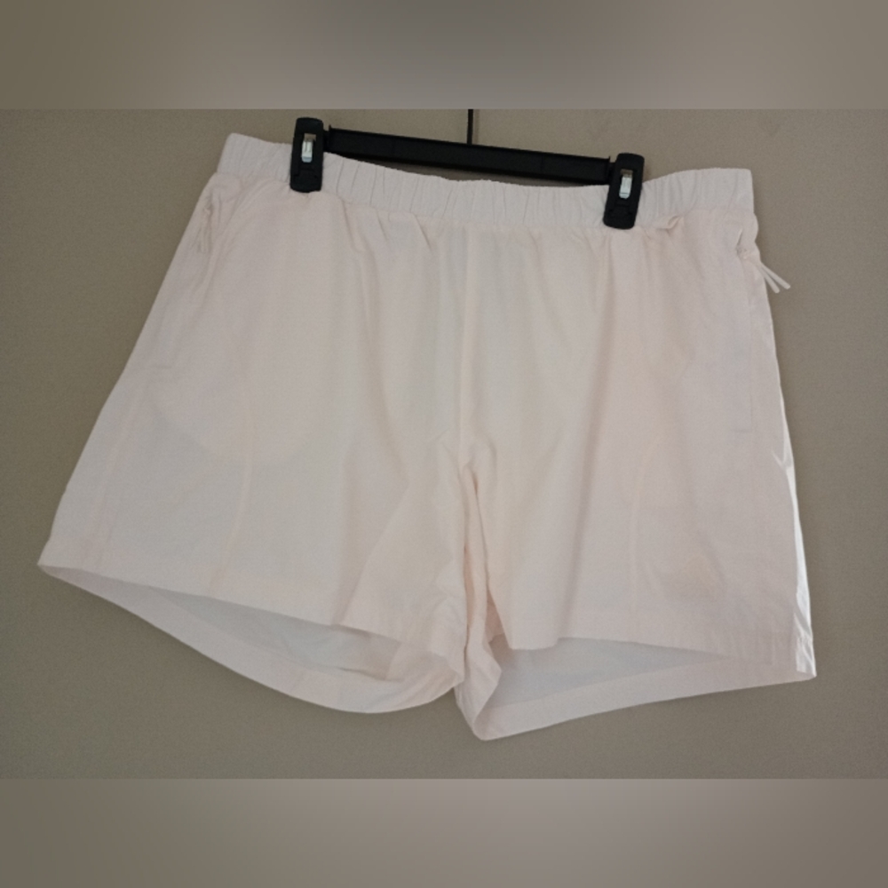 NWT Adidas Parley Off White Color Running Shorts Zipper Pockets Size XL
